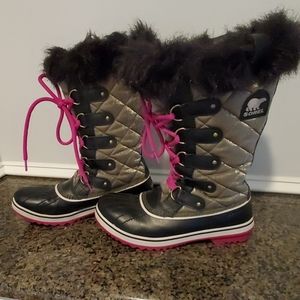 Sorel all weather snow boots